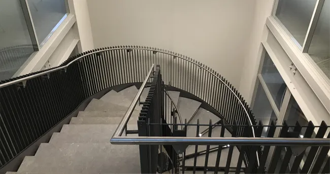 Escalier rampe sur mesure métallerie Lyon